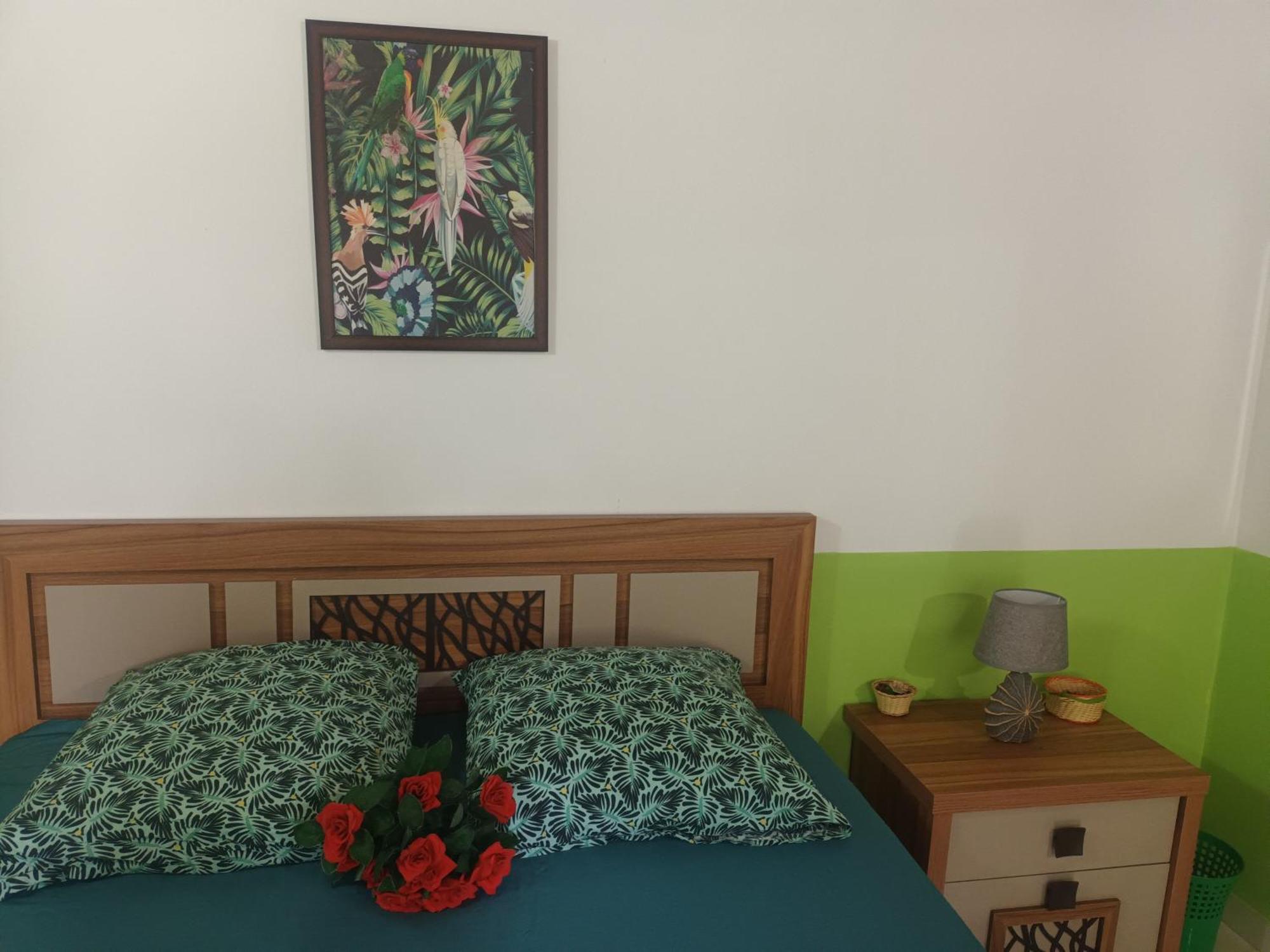مافونت لافينيا Lovely Flowers In Mount Lavinia المظهر الخارجي الصورة
